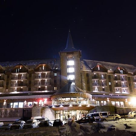 Hotel Snoe Aragon Hills à Formigal Extérieur photo